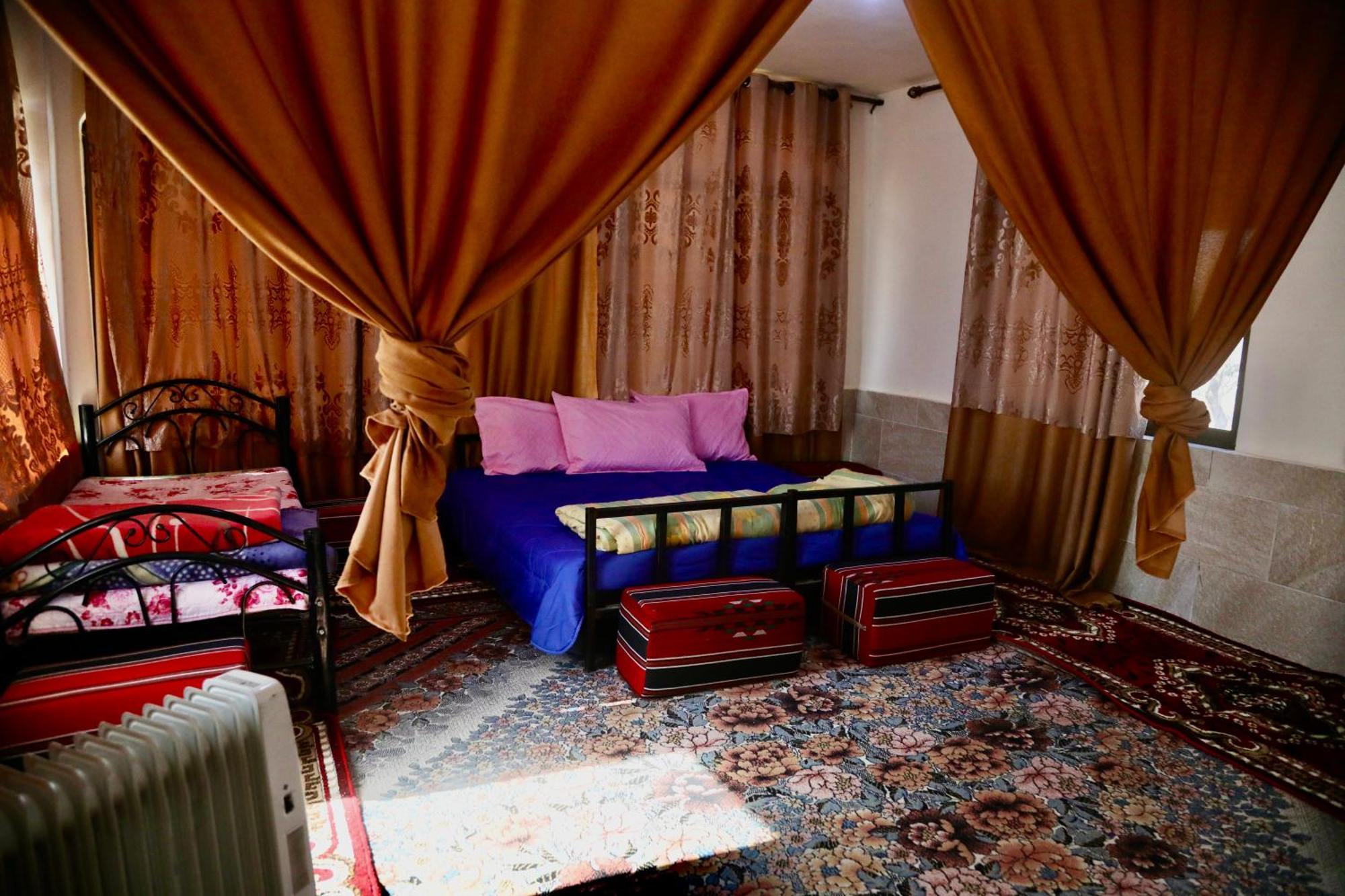 Sirfa Private Room With Cultural Experience And Great Landscapes מראה חיצוני תמונה